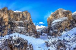 开云APP-奥运周期关键战之夜，库里防守端锁死对手，诠释伟大的另一面