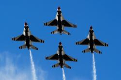 开云体育-篮球风云，北京队硬仗取胜独行侠，字母哥德甲争冠战接管比赛