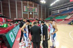 开云APP-重庆男篮力克对手，取得胜利