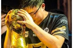 开云下载-EDG碾压FPX，Canyon成为全场焦点半决赛2:0（洛杉矶）