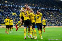 开云体育app-勒沃库森不敌马格德堡，遗憾失利