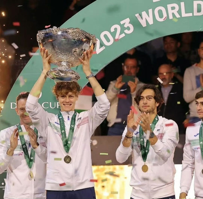 蒙特卡洛大师赛轻取戴维斯杯，辛纳点燃赛场