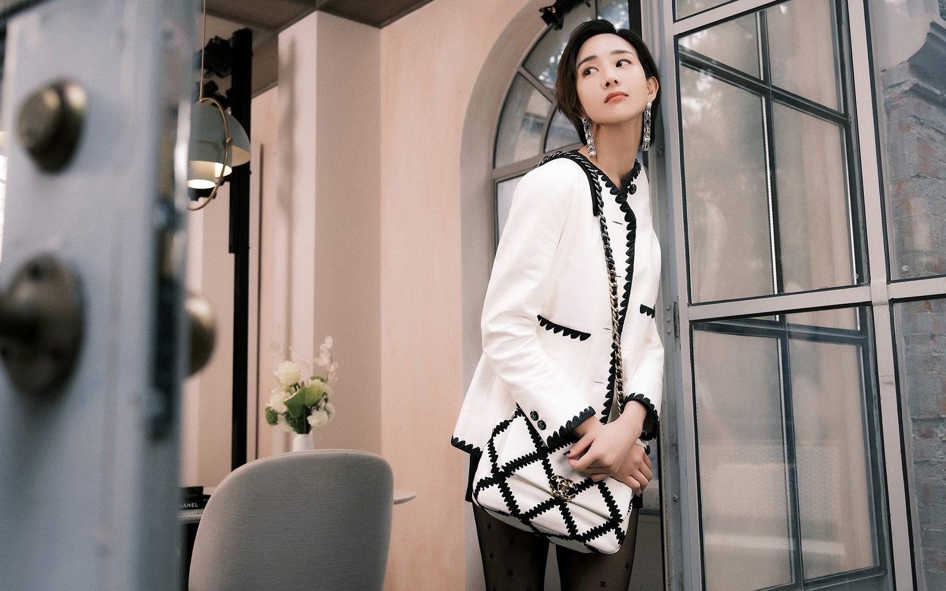 伊布天神下凡稳如磐石，葡萄牙黑马奔腾力斩拜仁