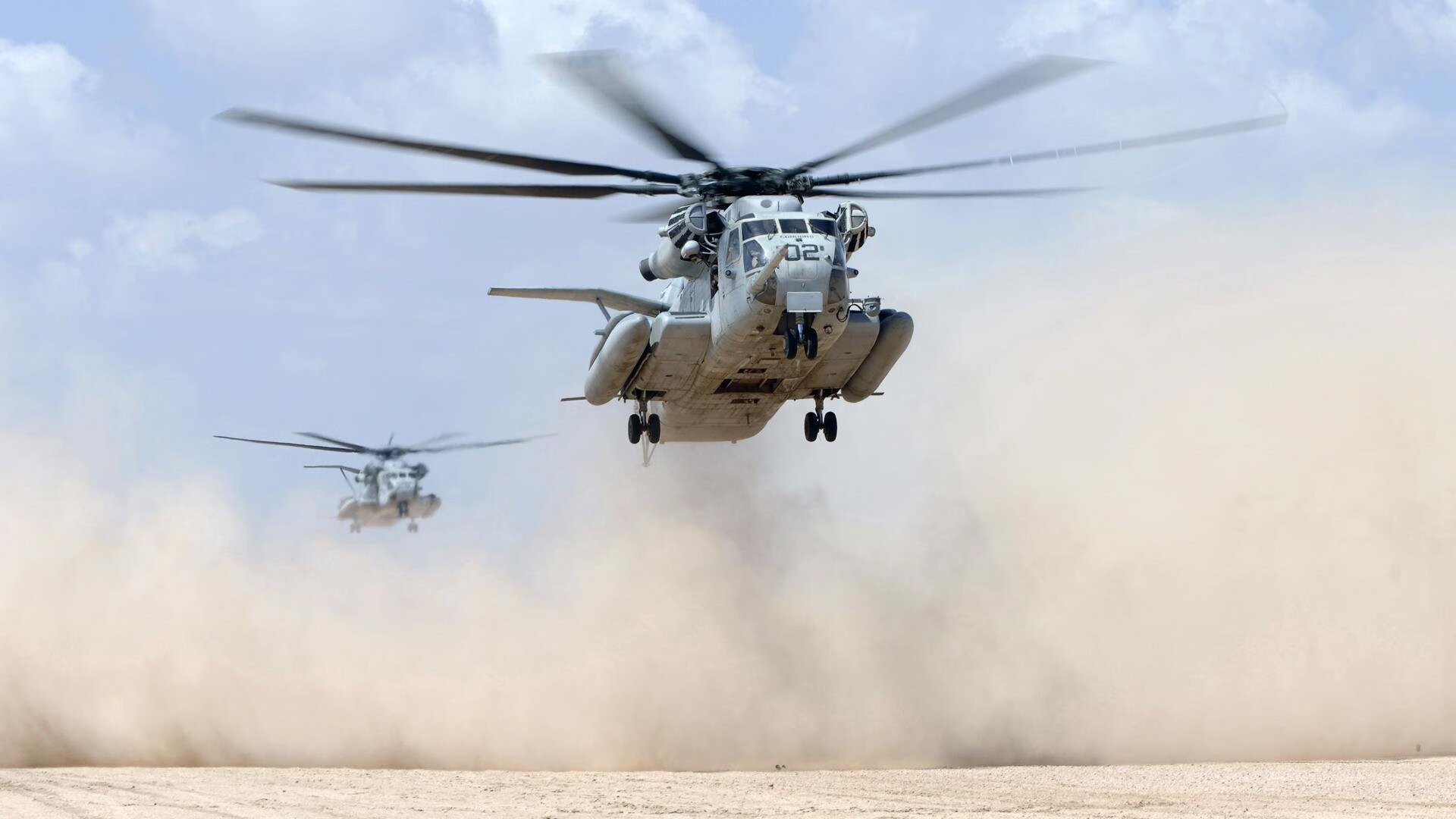 赛道与球场的双重奏,瞬间纪元里,谁在主宰我们的心跳?