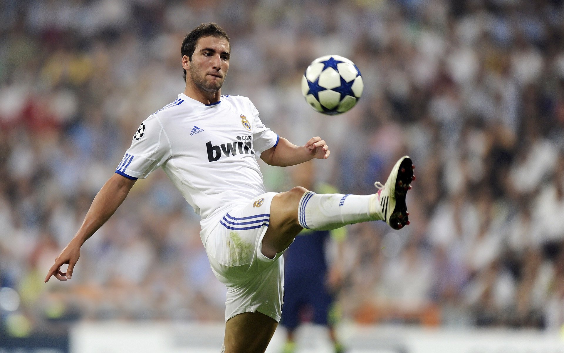 关键节点锁胜局，库尔图瓦神扑如闸，土耳其战术完胜塞维利亚