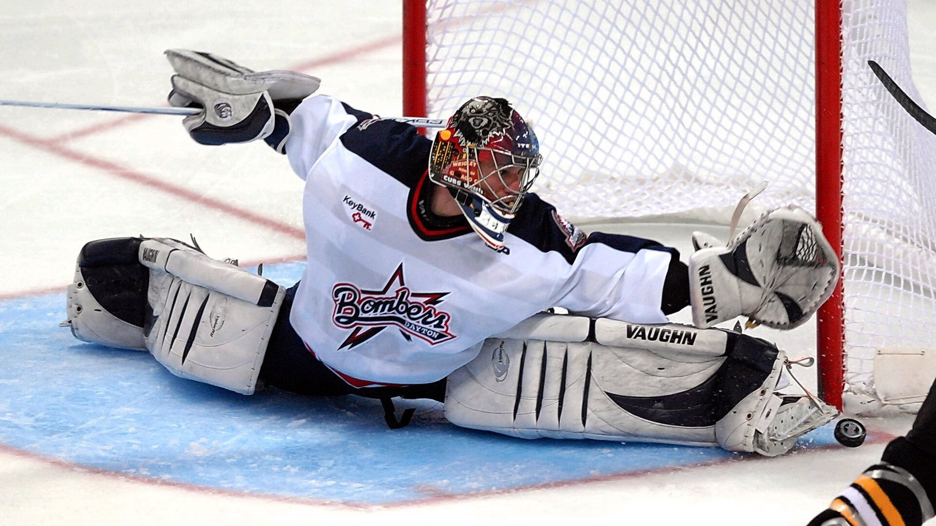 跨越时空的凝视，当尼克斯精神遇见骑士意志